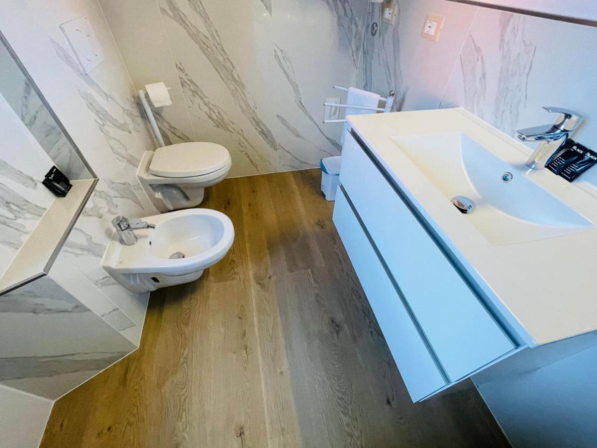 Novecento Luxury&Spa Residence 4 Stelle Montese ภายนอก รูปภาพ